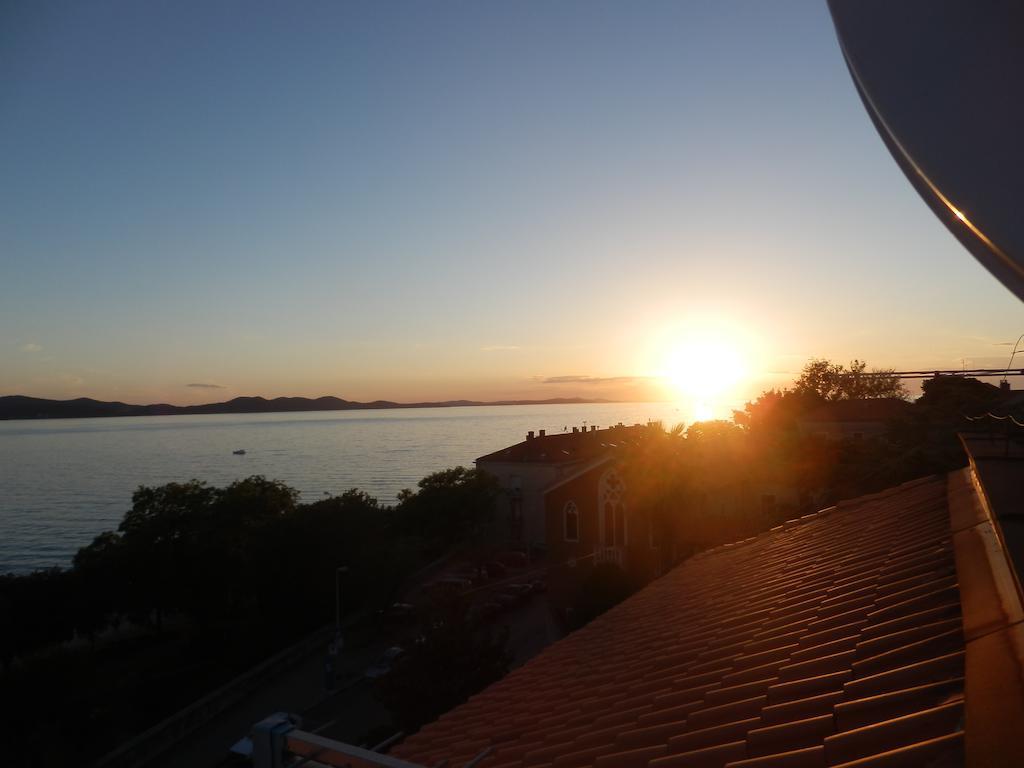 Vera Apartments With Sea View And Old Town View Zadar Quarto foto